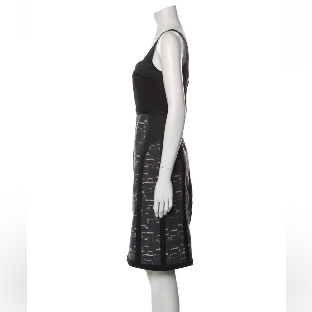 Narciso Rodriguez Printed Knee-Length Dress Size: S | US4, IT40 - Picture 2 of 6